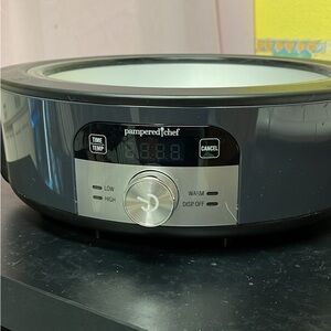 Pampered Chef Rockcrok slow cooker base